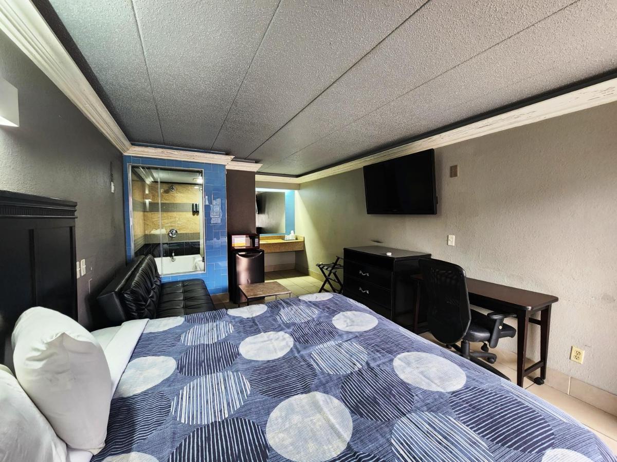 Americas Best Value Inn And Suites Little Rock Exterior photo
