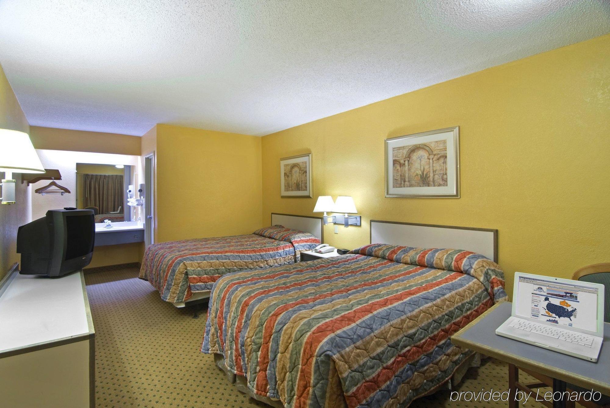 Americas Best Value Inn And Suites Little Rock Room photo
